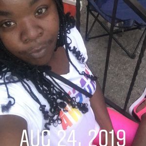 Meet your Posher, Kimberly